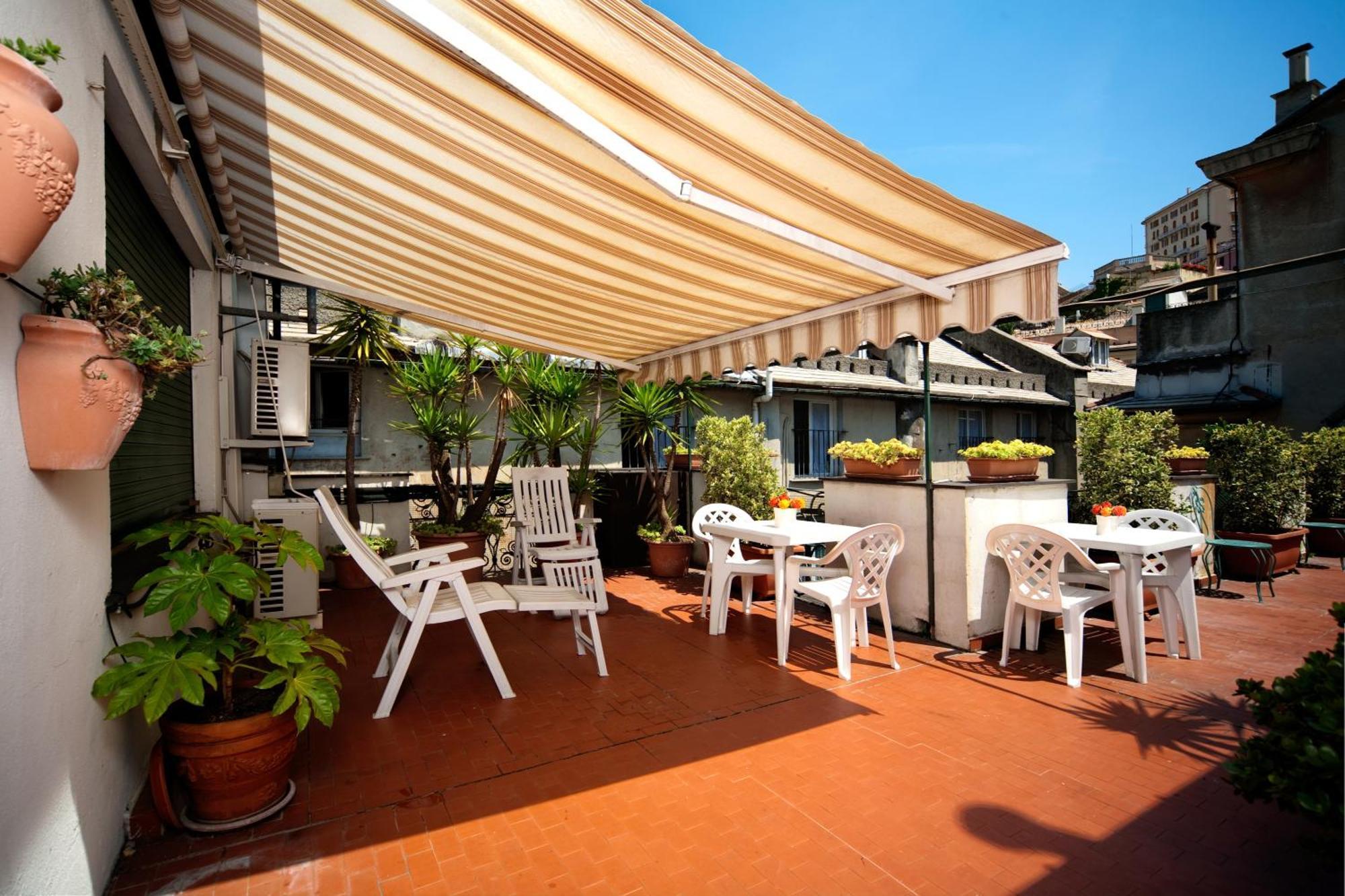 Hotel Cairoli Genua Exterior foto